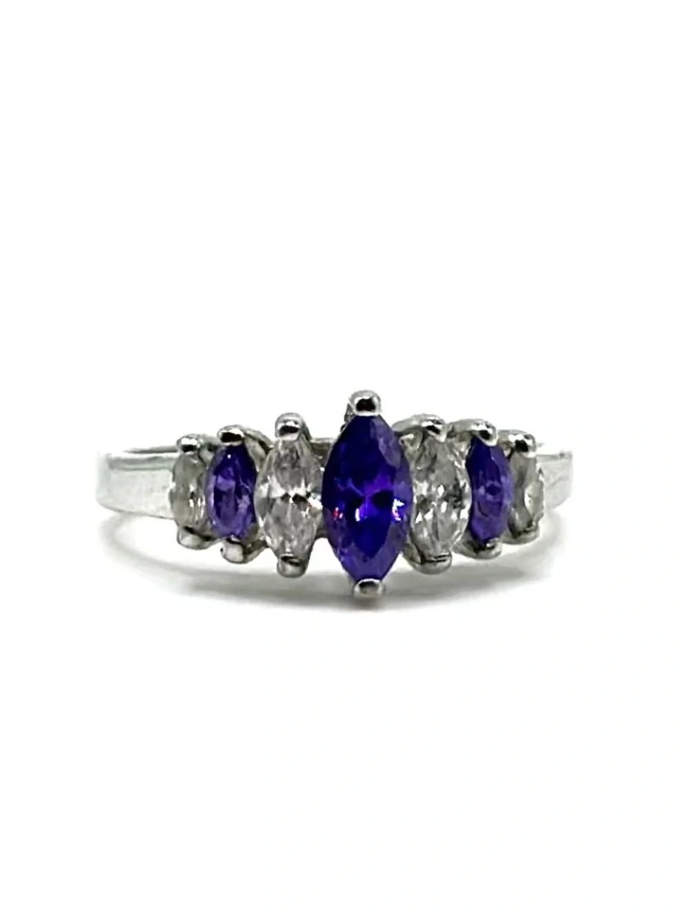 Sterling silver ring size 9